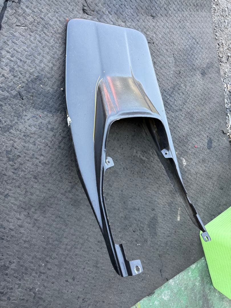 ゼファー xjr？テールカウル