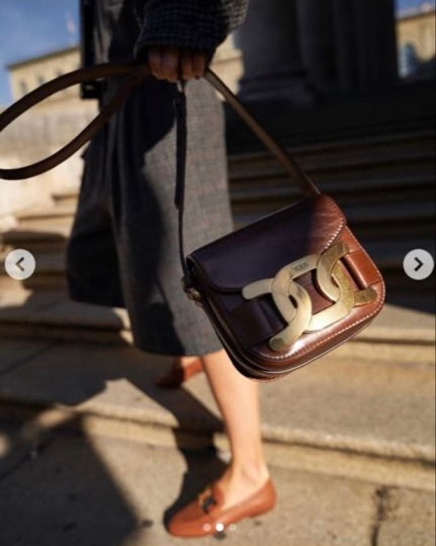 美品【Tod’s】トッズ ケイト レザー クロスボディ ショルダーバッグ ミニ