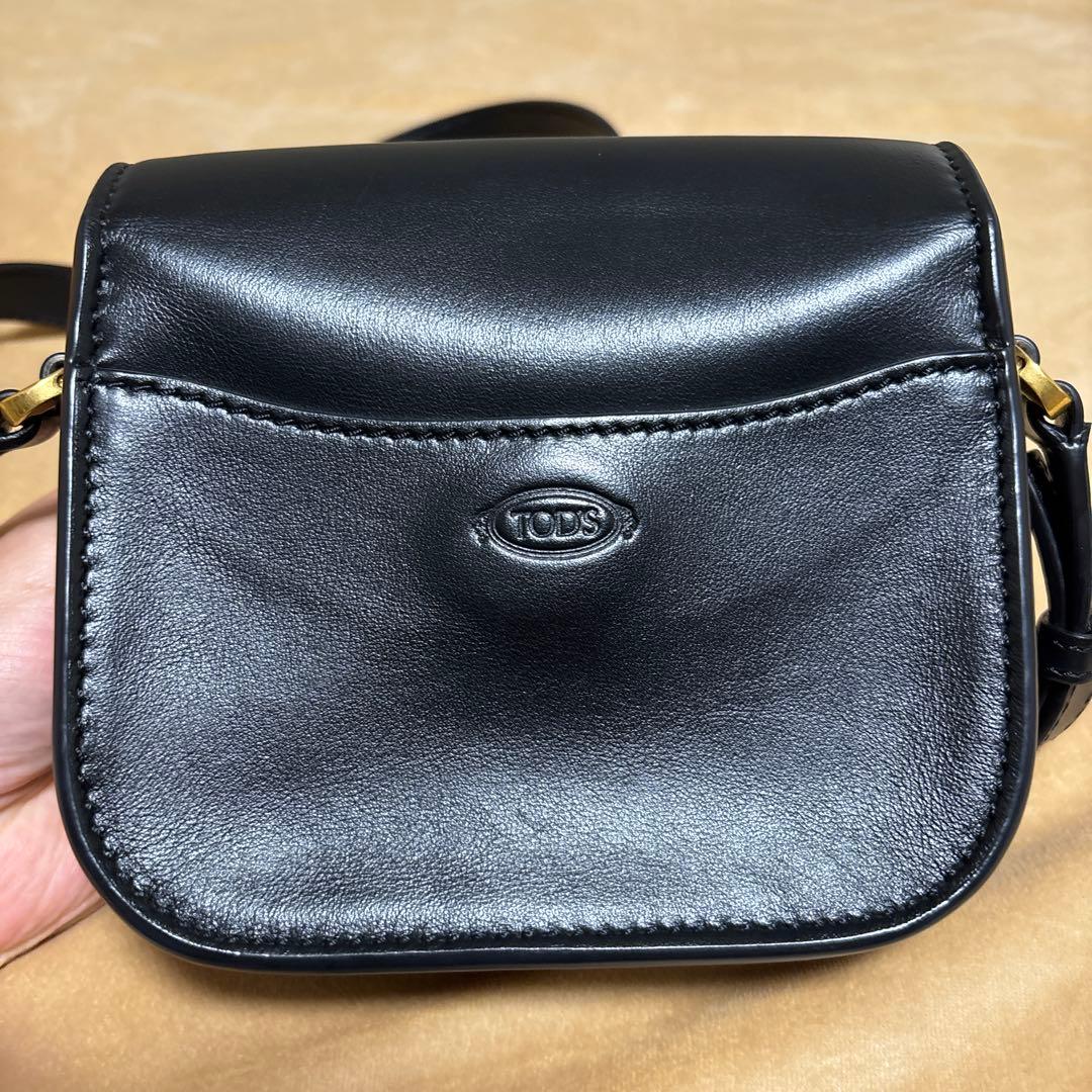 美品【Tod’s】トッズ ケイト レザー クロスボディ ショルダーバッグ ミニ