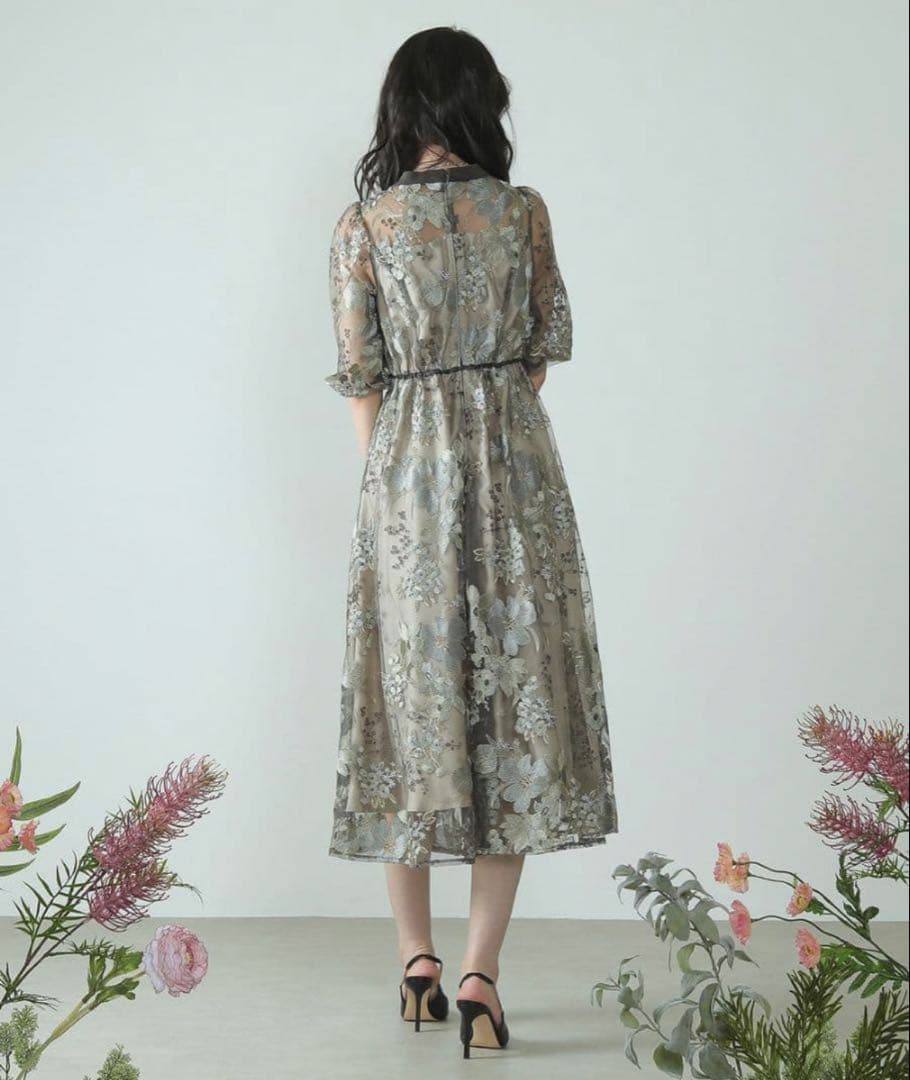 値下げ可【niana/kana】フラワー刺繍 ドレス オケージョン Mサイズ