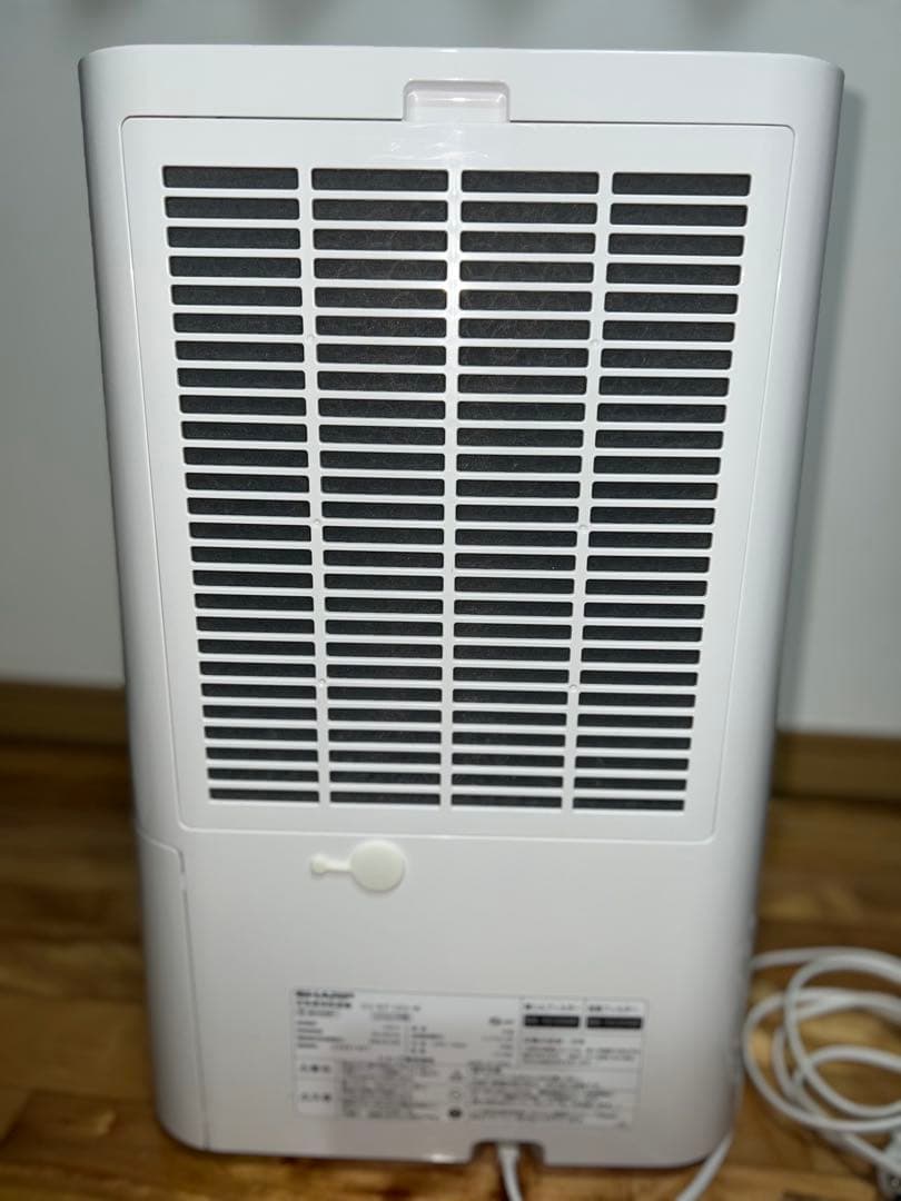 シャープ　除湿機　空気清浄機　プラズマクラスター CV-EF120