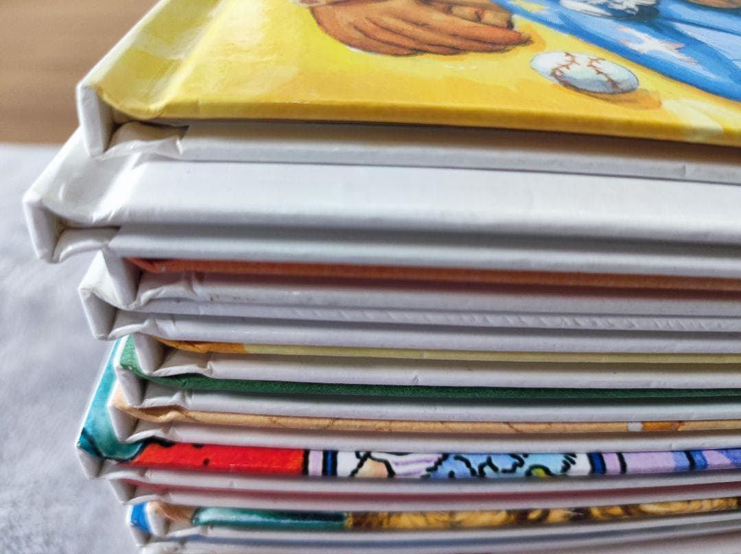 happiness lifeさん 専用　まとめ買い用　韓国語の絵本　40冊セット