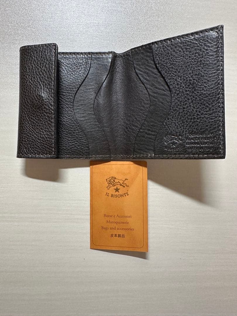 【IL BISONTE】レザー 二つ折り財布 黒 保存袋付き