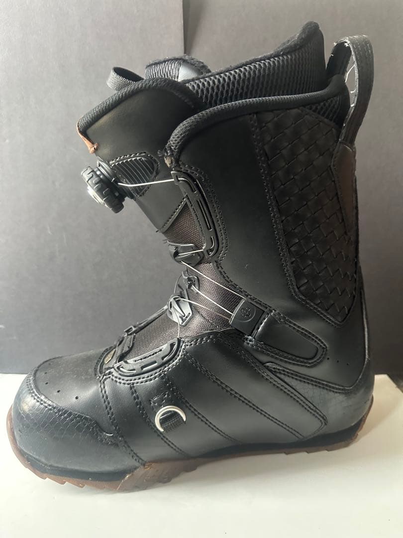 美品スノーボードブーツ ブラック w BOAシステム