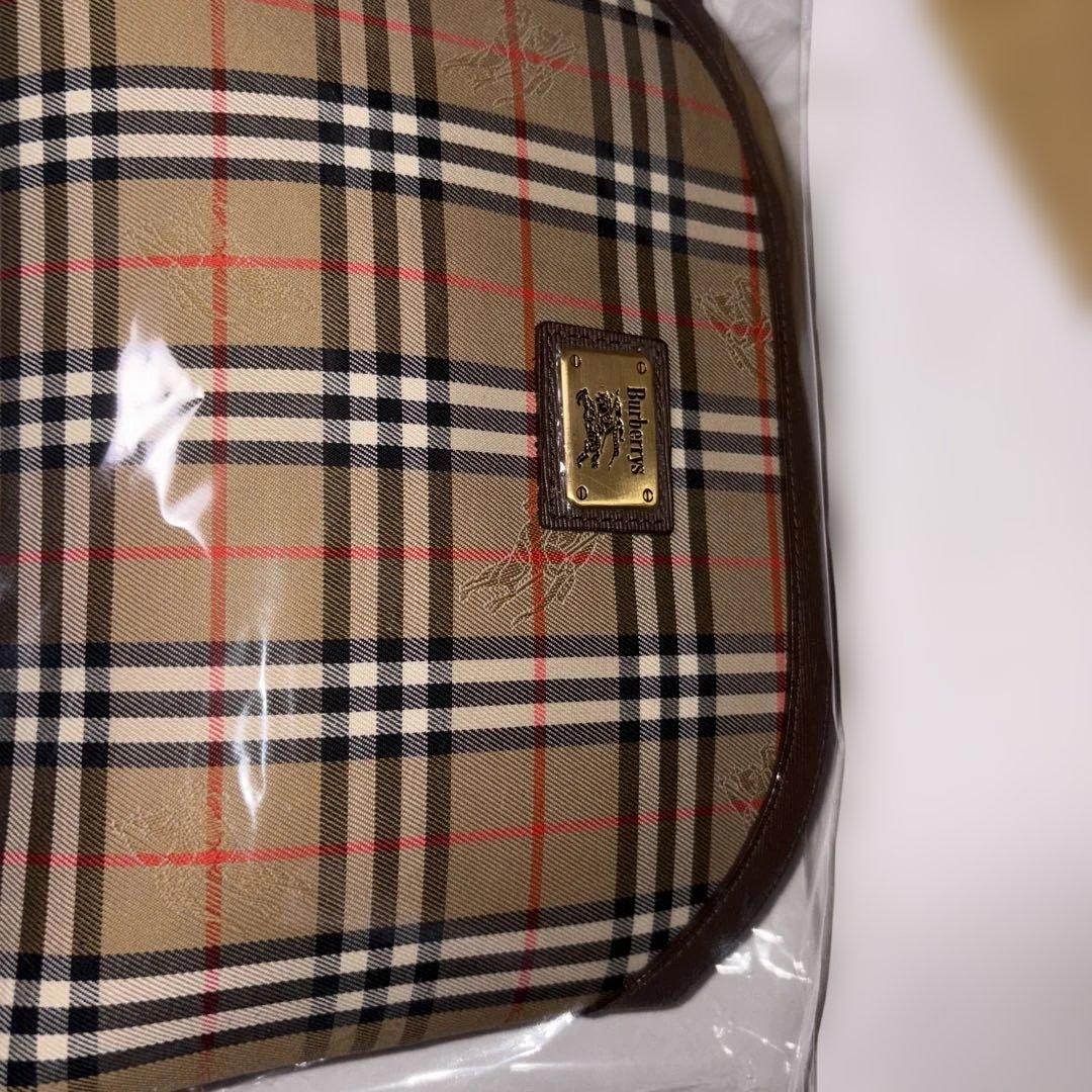 BｕｒｂｅrrＹsカバン