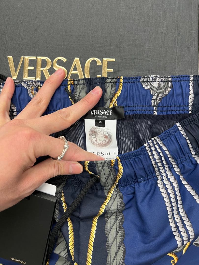【新品未使用】VERSACE 水着 サイズ3