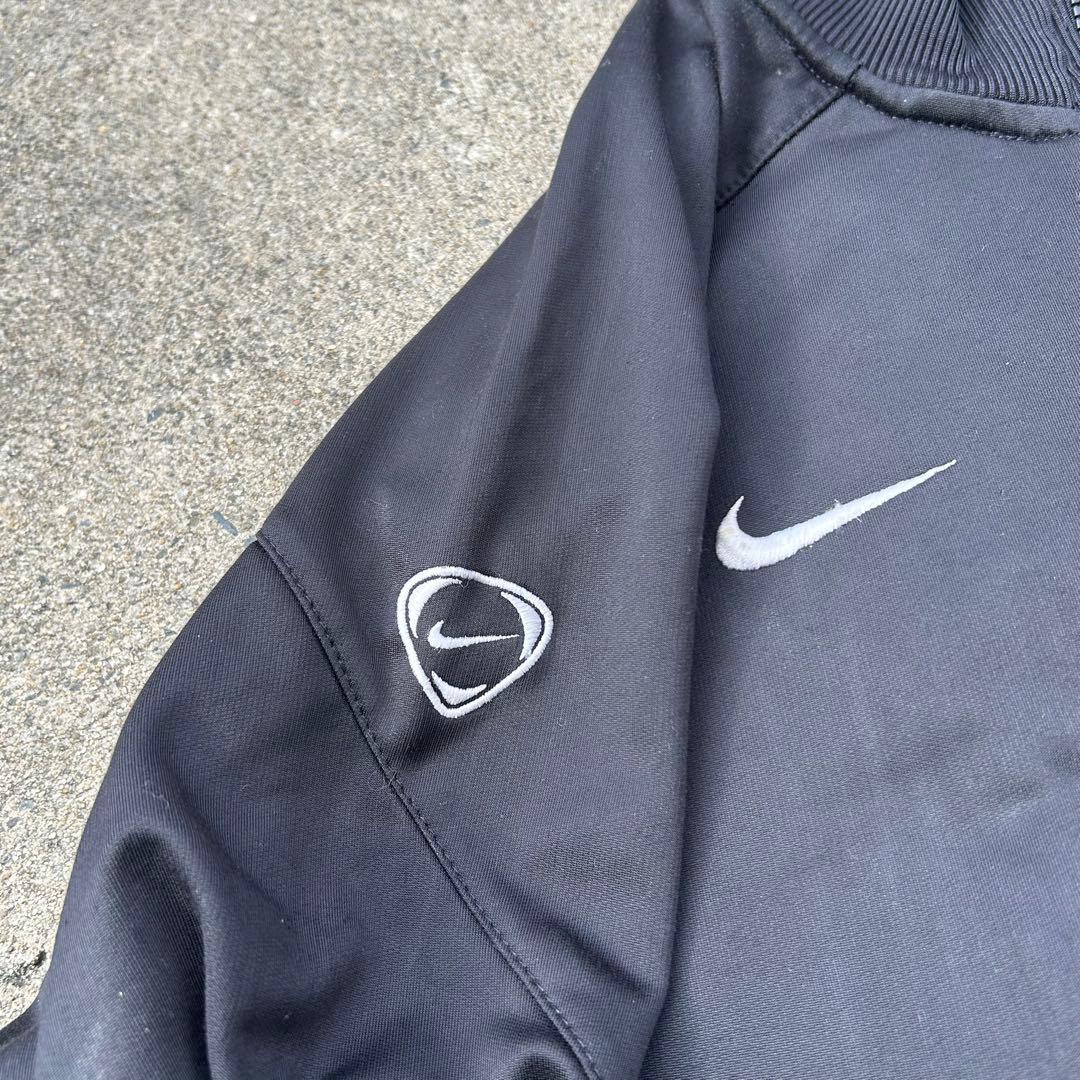 【希少】マンチェスター・ユナイテッド トラックジャケット L相当 黒 ロゴ刺繍