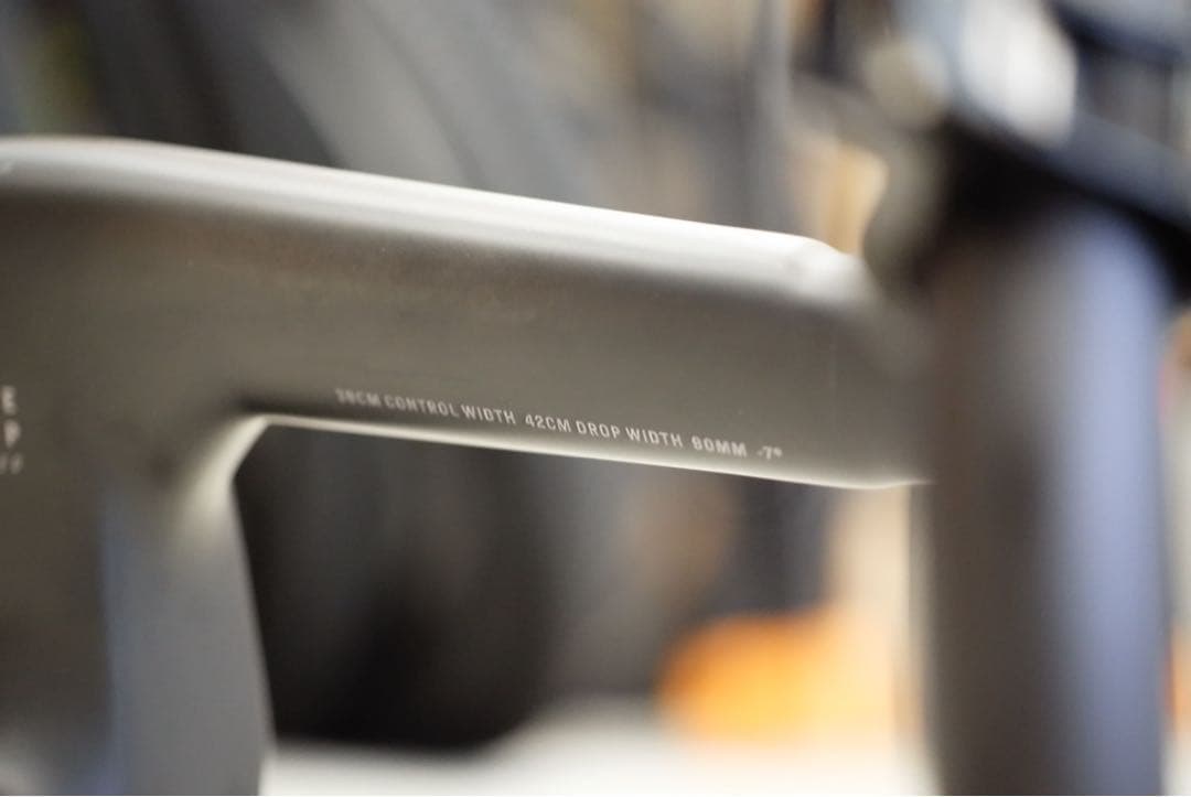 TREKトレックAeroRSL一体型ハンドルバー/ステム Madone Gen8