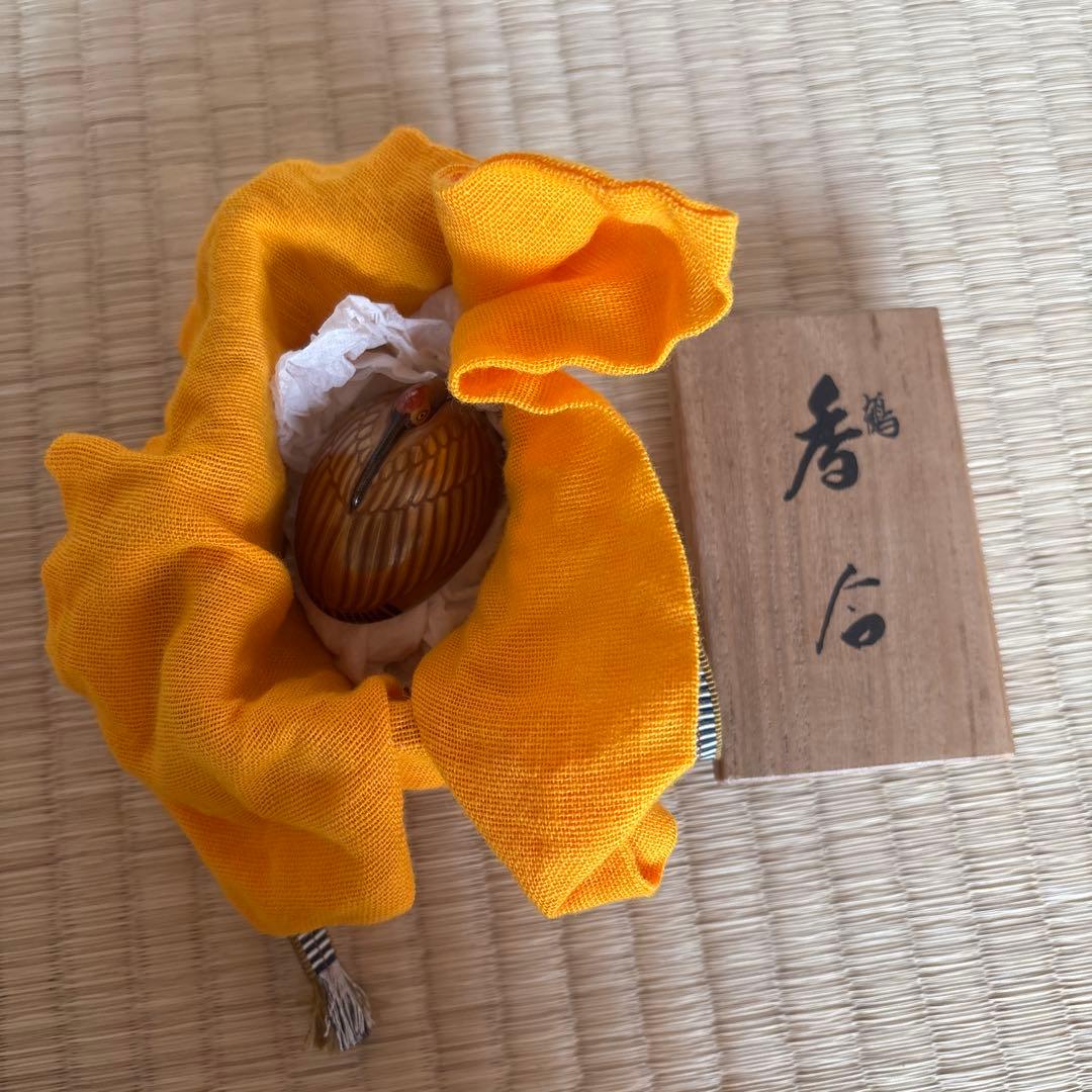 鶴　香合　江尻玄舟作　輪島塗