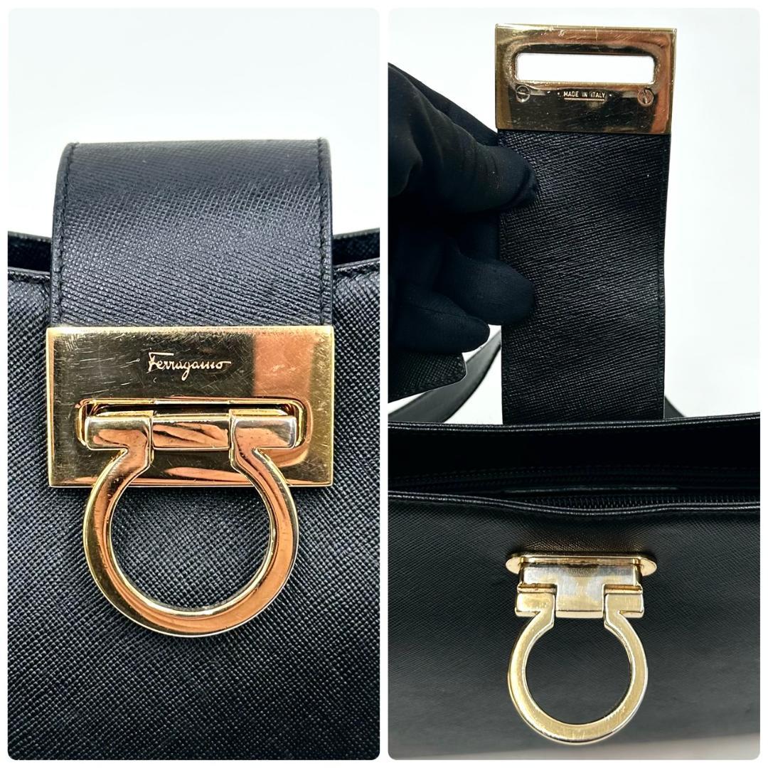 サルヴァトーレフェラガモ ガンチーニ ワンショルダーバッグ 黒 ゴールド金具