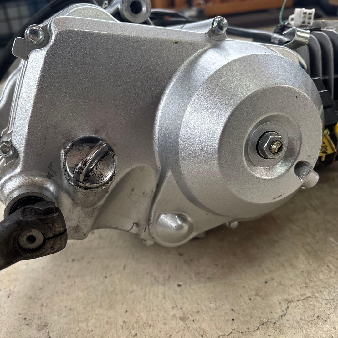 スーパーカブ　中華　125ccエンジン　遠心クラッチ