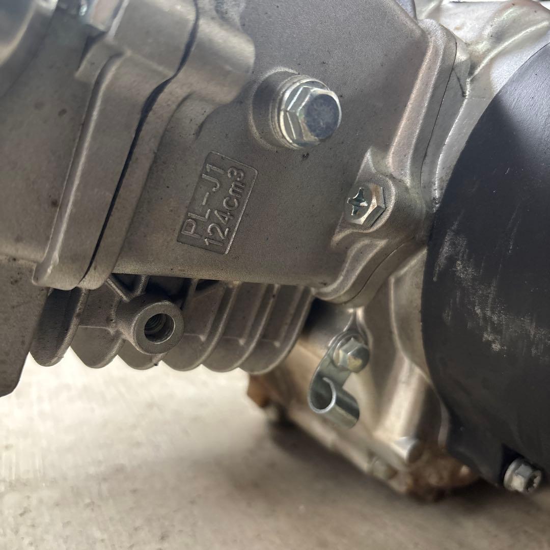 スーパーカブ　中華　125ccエンジン　遠心クラッチ