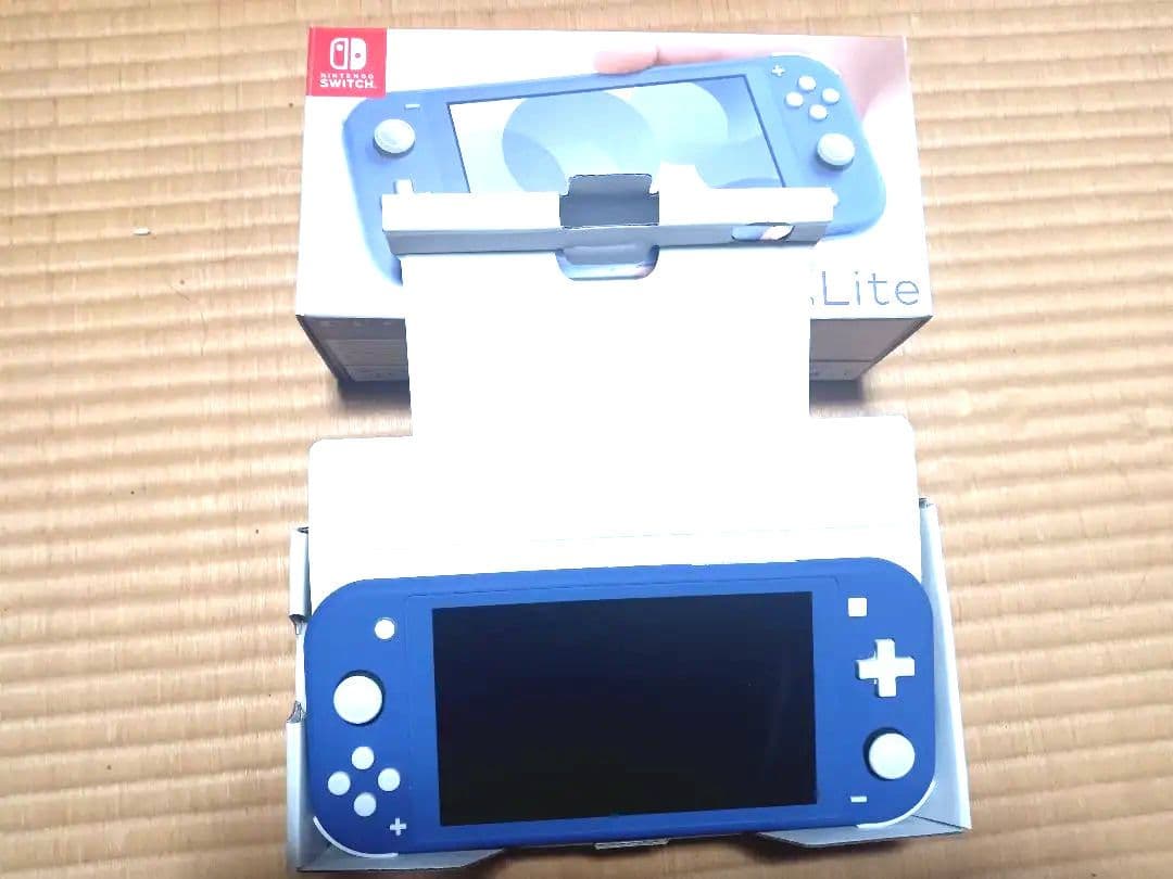 Nintendo Switch Lite 青（新品）