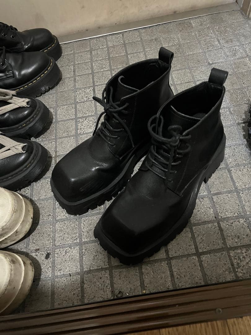 【即日発送可能】ブラック厚底レースアップブーツ