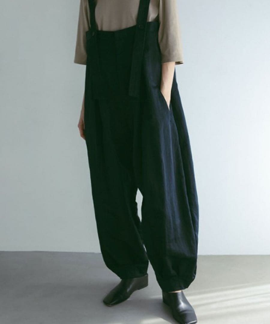 ヴェルドグリ　プロフ必読願います専用⭐︎ エトレトウキョウサスペンダーヘムパンツ