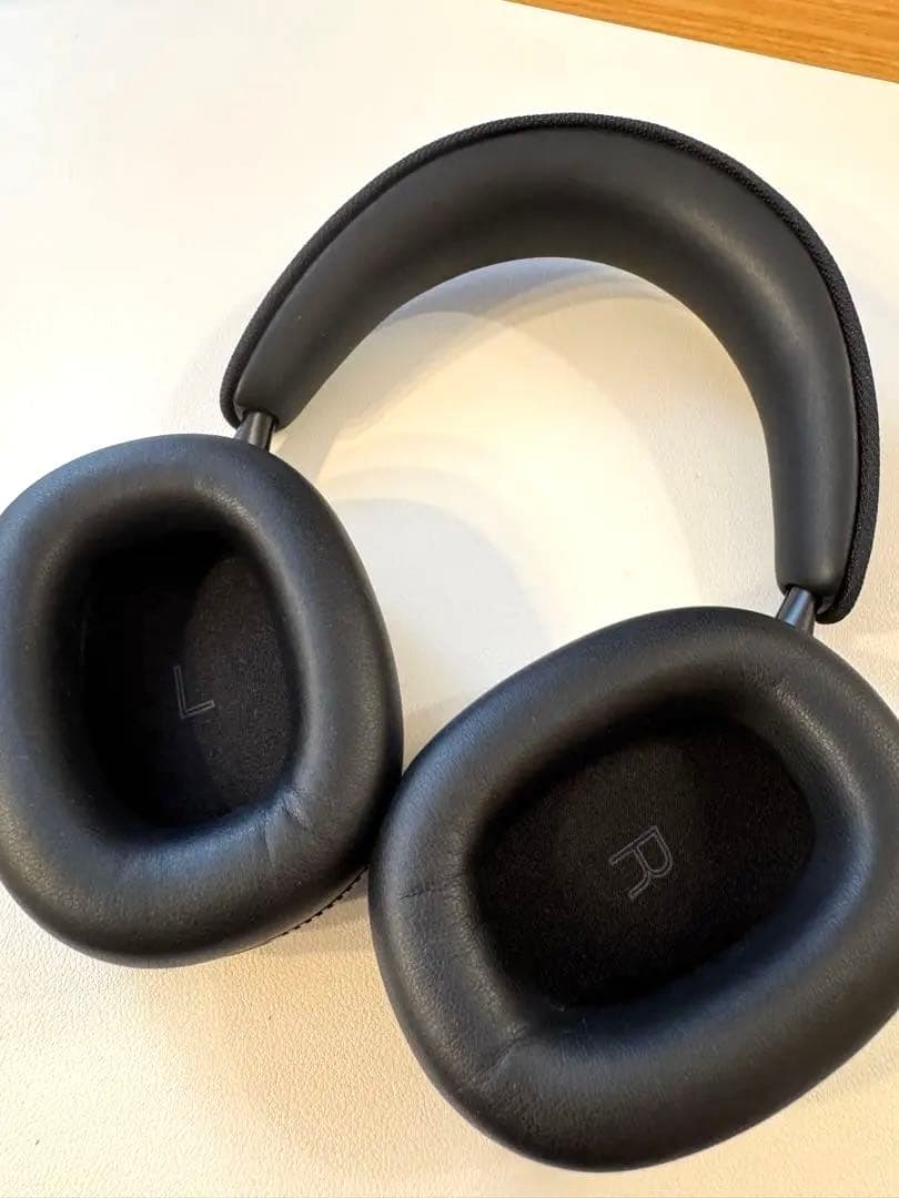 Bowers & Wilkins Px7 S3 ワイヤレスヘッドホン　ブラック