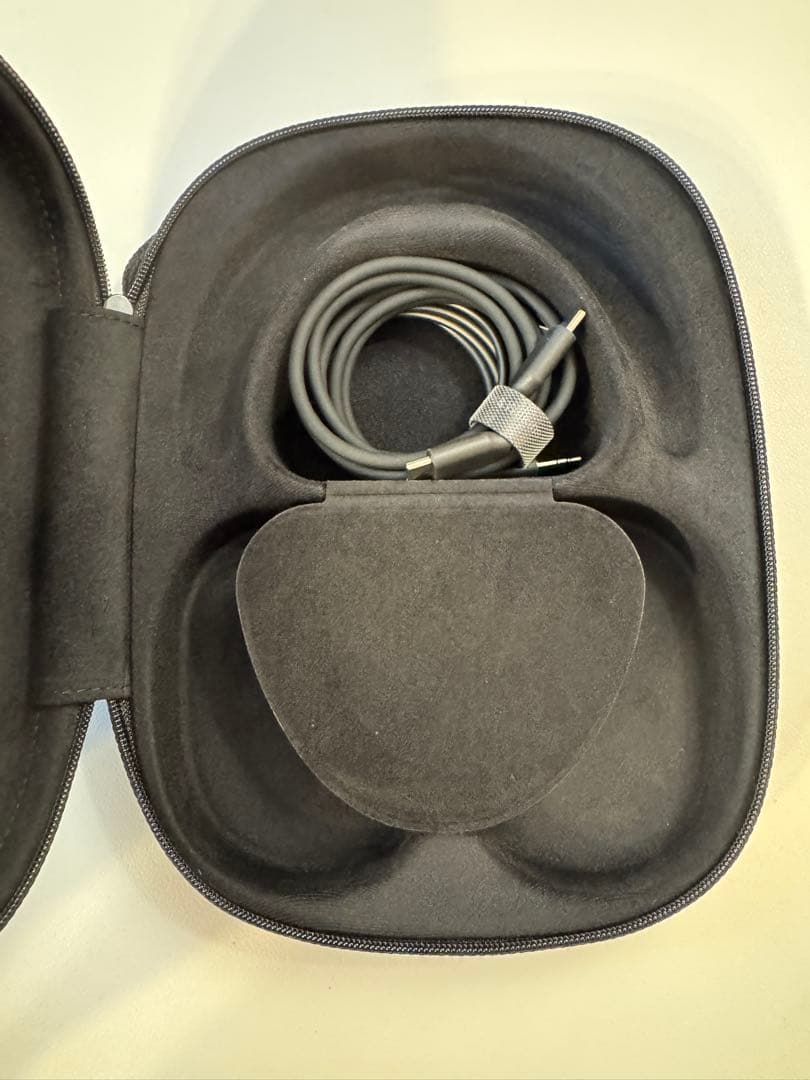 Bowers & Wilkins Px7 S3 ワイヤレスヘッドホン　ブラック