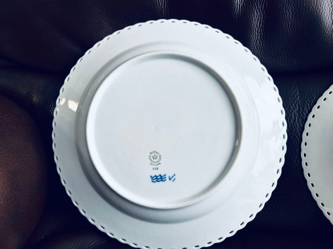 ロイヤルコペンハーゲン・ブルーフルーテッド フルレース　20／25 皿　2枚