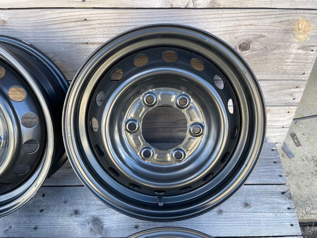 E26 キャラバン NV350 純正スチールホイール 1台分　①