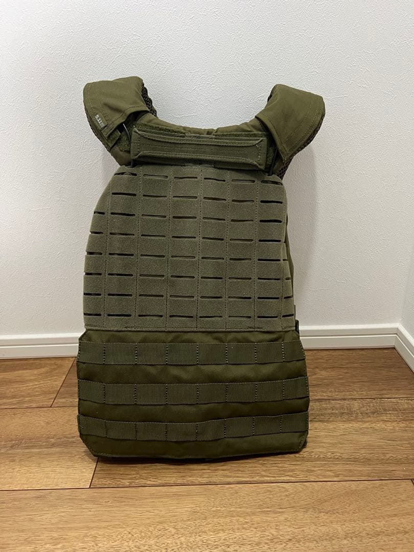 実物　5.11 TACTICAL　TacTec™ Plate Carrier