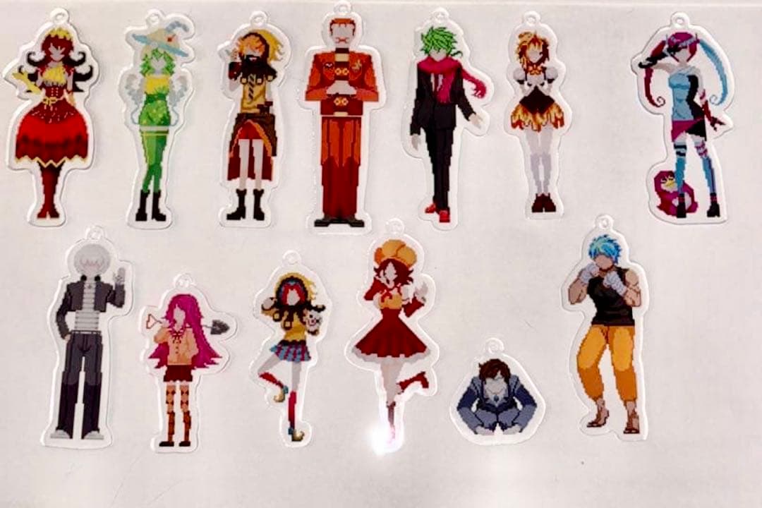 1/25まで値下げ　キミガシネ ドット絵 ピクセルアート アクリルキーホルダー