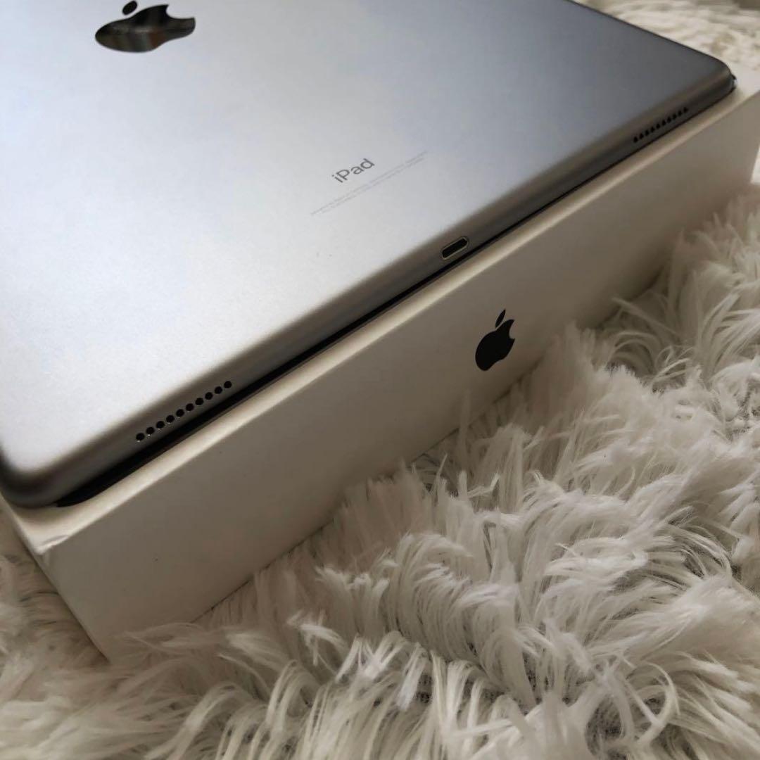 【年始割】iPad Pro 12.9 256GB 付属品多数 【すぐ発送】