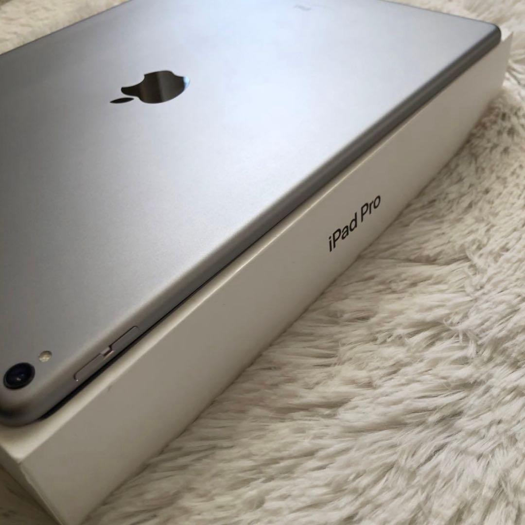 【年始割】iPad Pro 12.9 256GB 付属品多数 【すぐ発送】