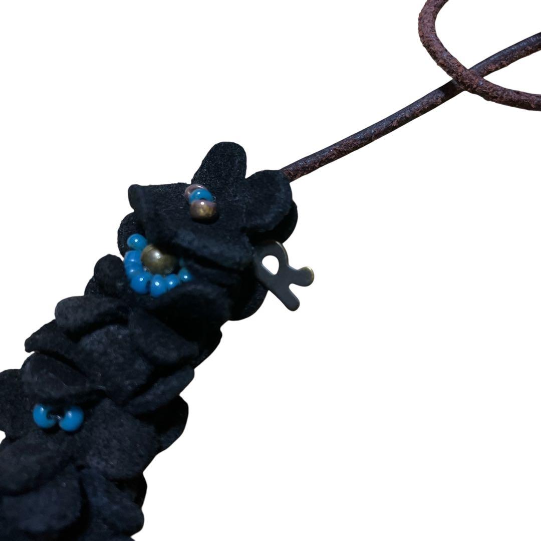 45R レザーの小花ネックレス ネイビー 45rpm