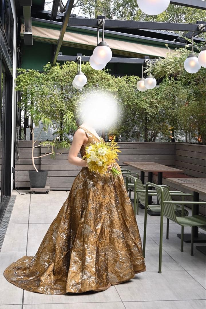 ウェディングドレス　confetti ブラウン　カラー　ブライダル　結婚式