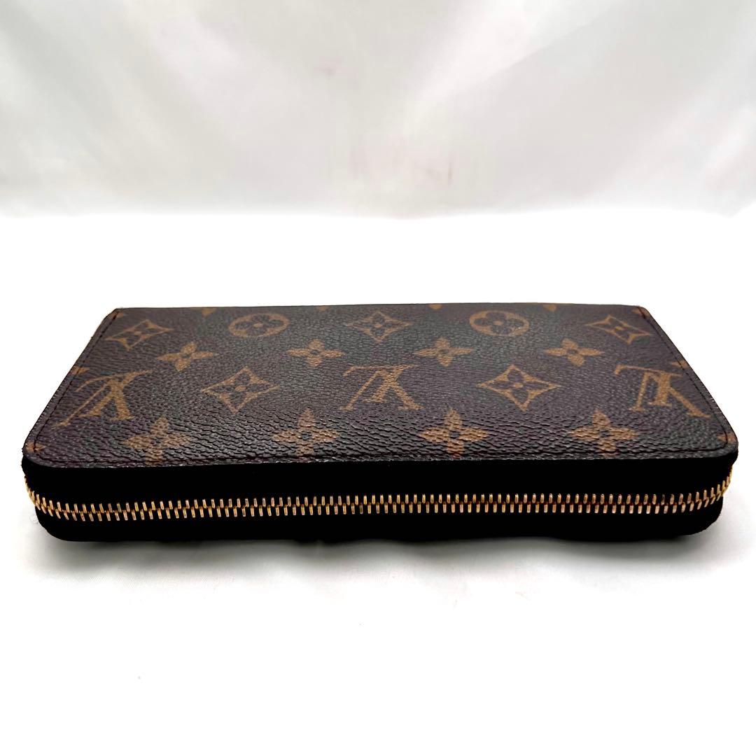 【極美品】 ルイヴィトン モノグラム ジッピーウォレット M60017