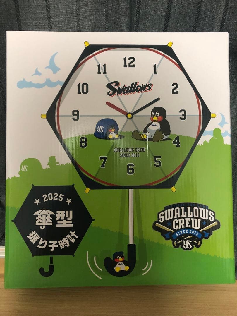 Swallows 2025 CREW 傘型振り子時計