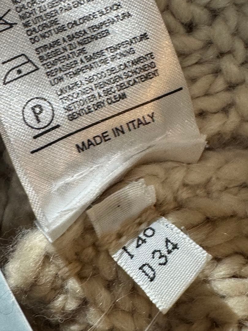 BLUMARINE イタリア製　未使用品　ファーフード付きベージュニットポンチョ