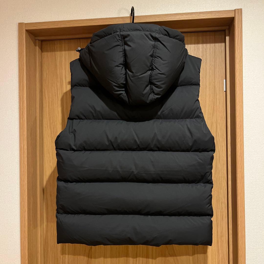 【赤字覚悟】PYRENEX フードダウンベスト M ブラック