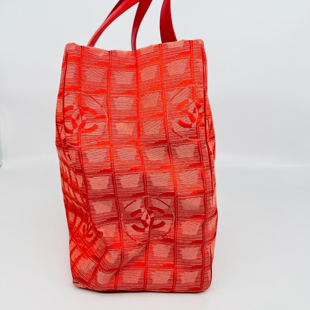 ✨最終値下げ✨CHANEL シャネル ニュートラベルライン トートバック