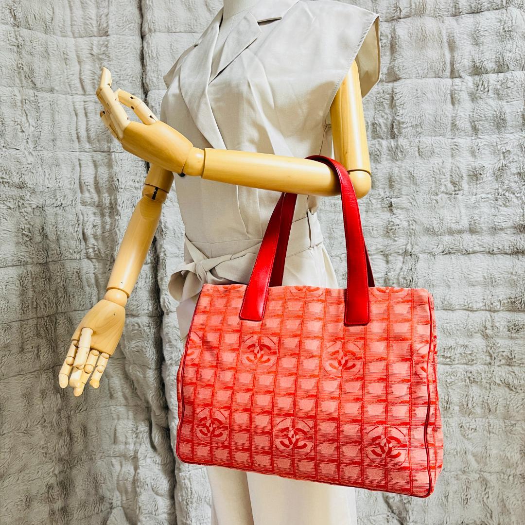 ✨最終値下げ✨CHANEL シャネル ニュートラベルライン トートバック