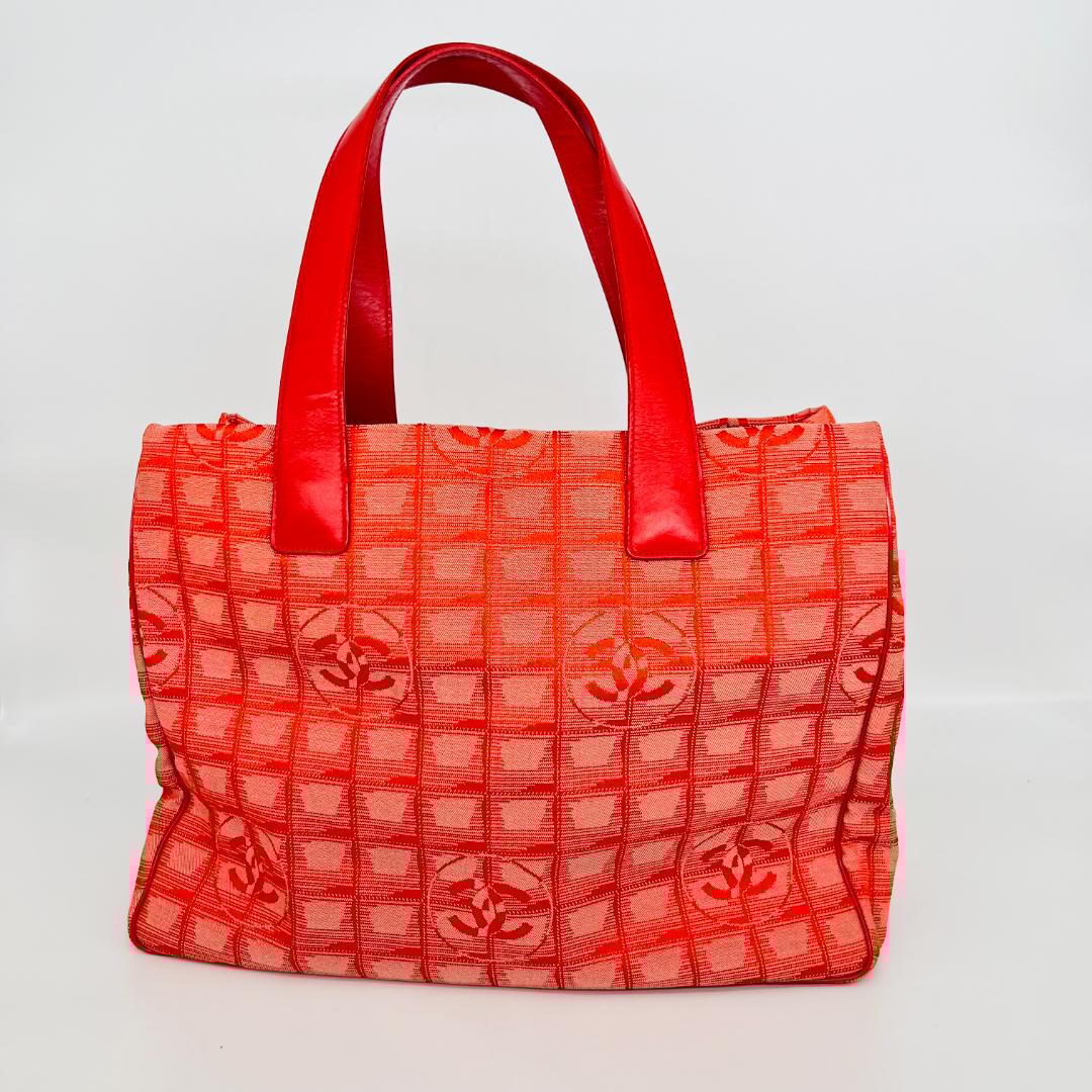 ✨最終値下げ✨CHANEL シャネル ニュートラベルライン トートバック