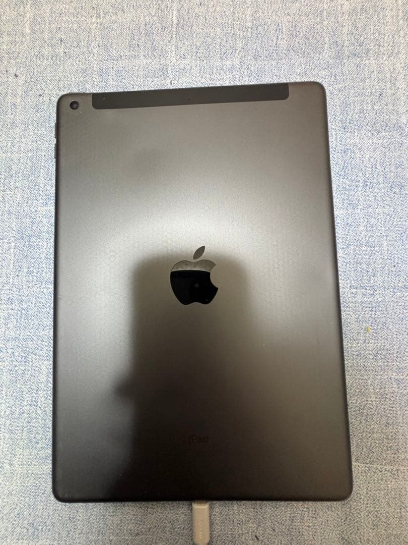 iPad第9世代本体箱付き