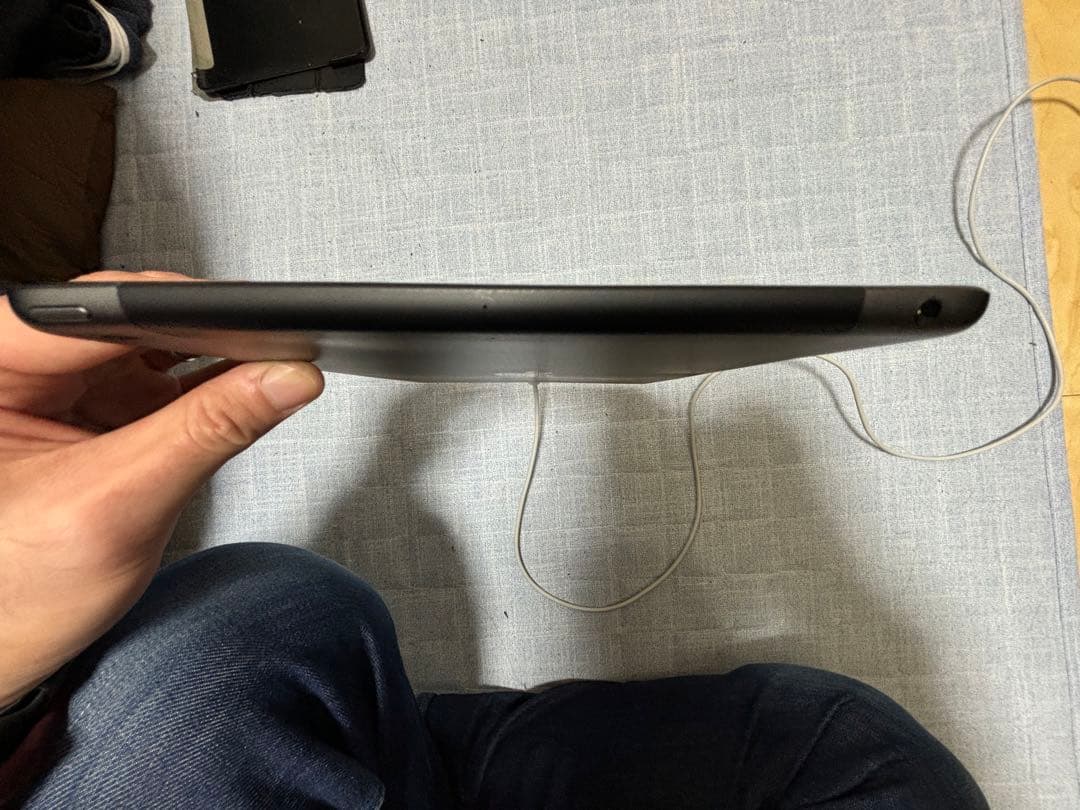 iPad第9世代本体箱付き