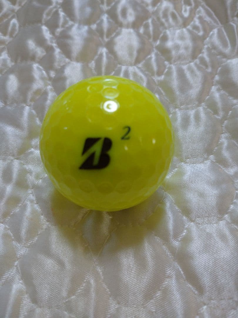 ブリヂストン TOUR B XS ゴルフボール 21個