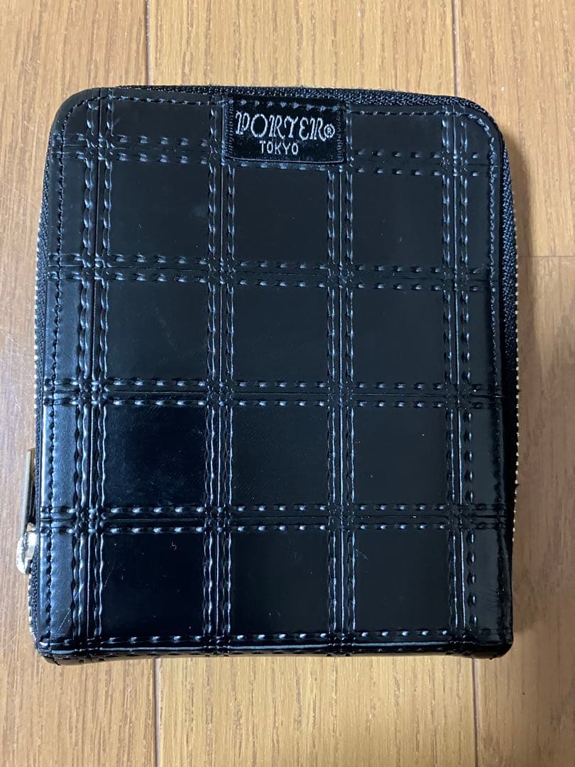 B印　YOSHIDA レザー　二つ折り　ラウンド　財布