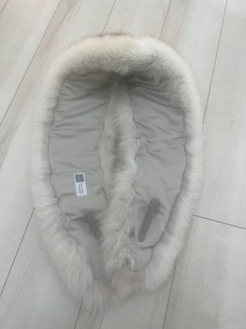 SAGA FOX ホワイトファー ストール