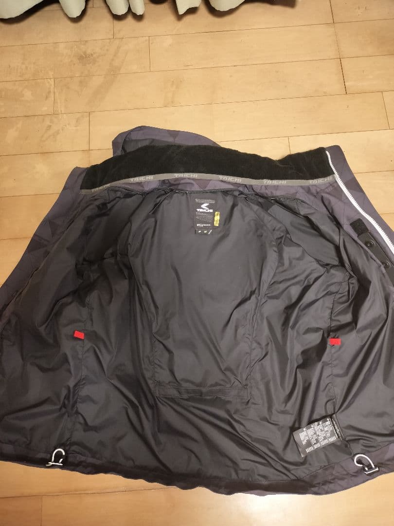 RSタイチ RSJ723 ウインタージャケット Mサイズ TAICHI　バイク