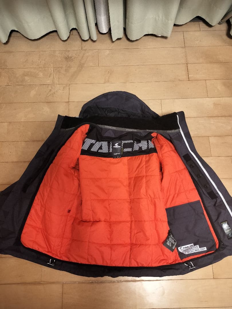 RSタイチ RSJ723 ウインタージャケット Mサイズ TAICHI　バイク