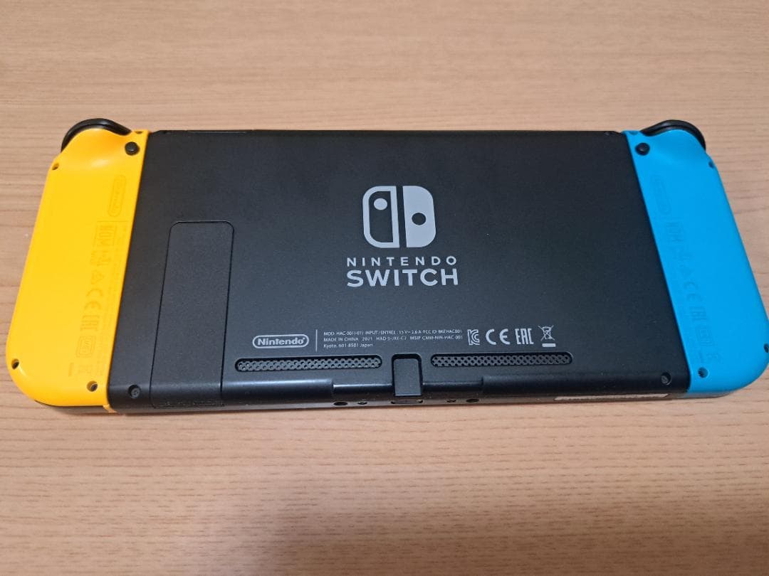 美品 NintendoSwitch バッテリー強化版 2021年