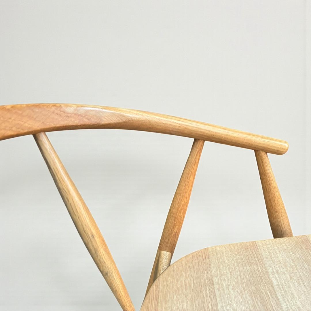 オーク無垢材の曲線美 小林幹也デザイン TRUNK2 ダイニングチェア 天然木