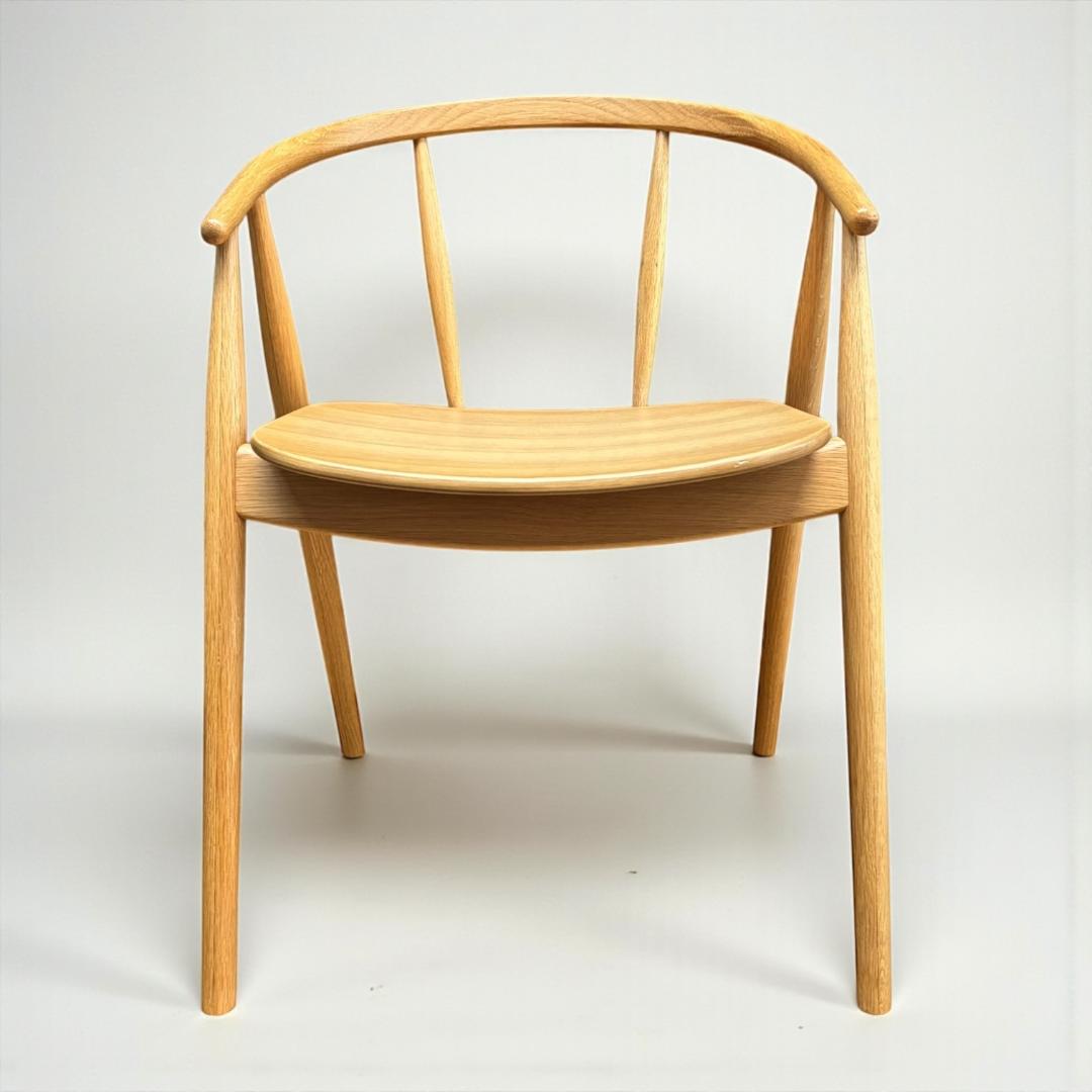 オーク無垢材の曲線美 小林幹也デザイン TRUNK2 ダイニングチェア 天然木