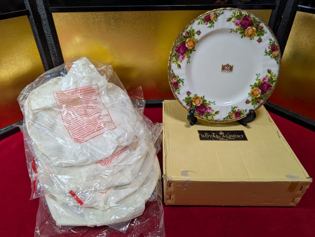 ロイヤル　アルバート　オールド　カントリーローズ　ケーキ皿　6枚　未使用　箱入