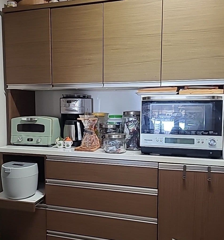 最終値下げ！　送料込キッチンボード　食器棚