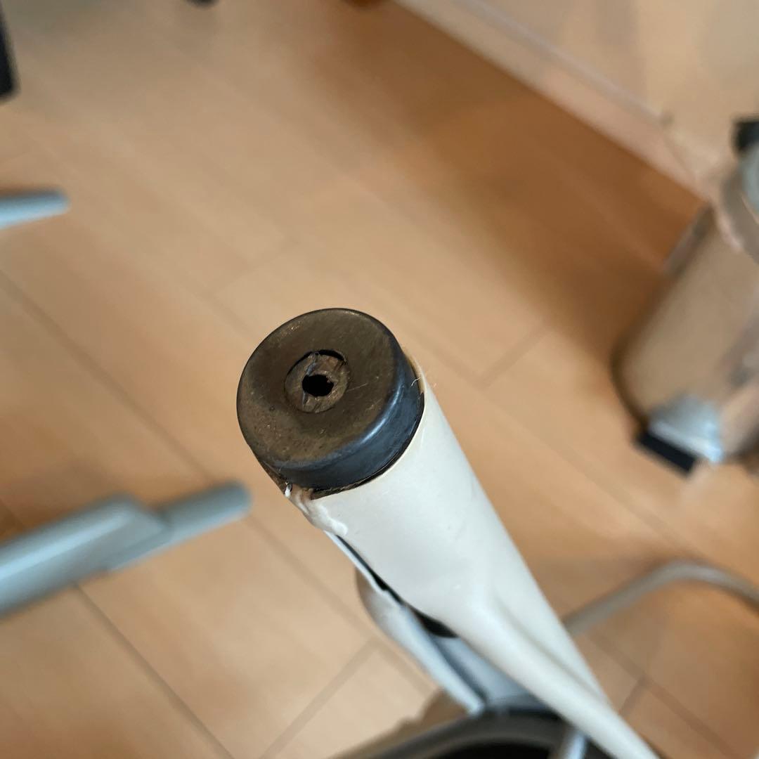 クラッシュゲート　ダナーダイニングチェア　ホワイト