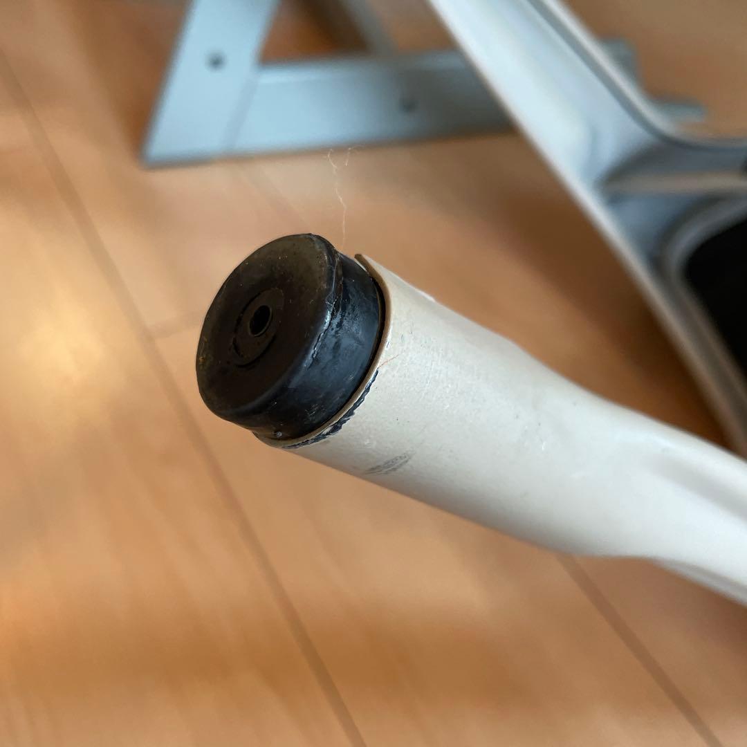 クラッシュゲート　ダナーダイニングチェア　ホワイト